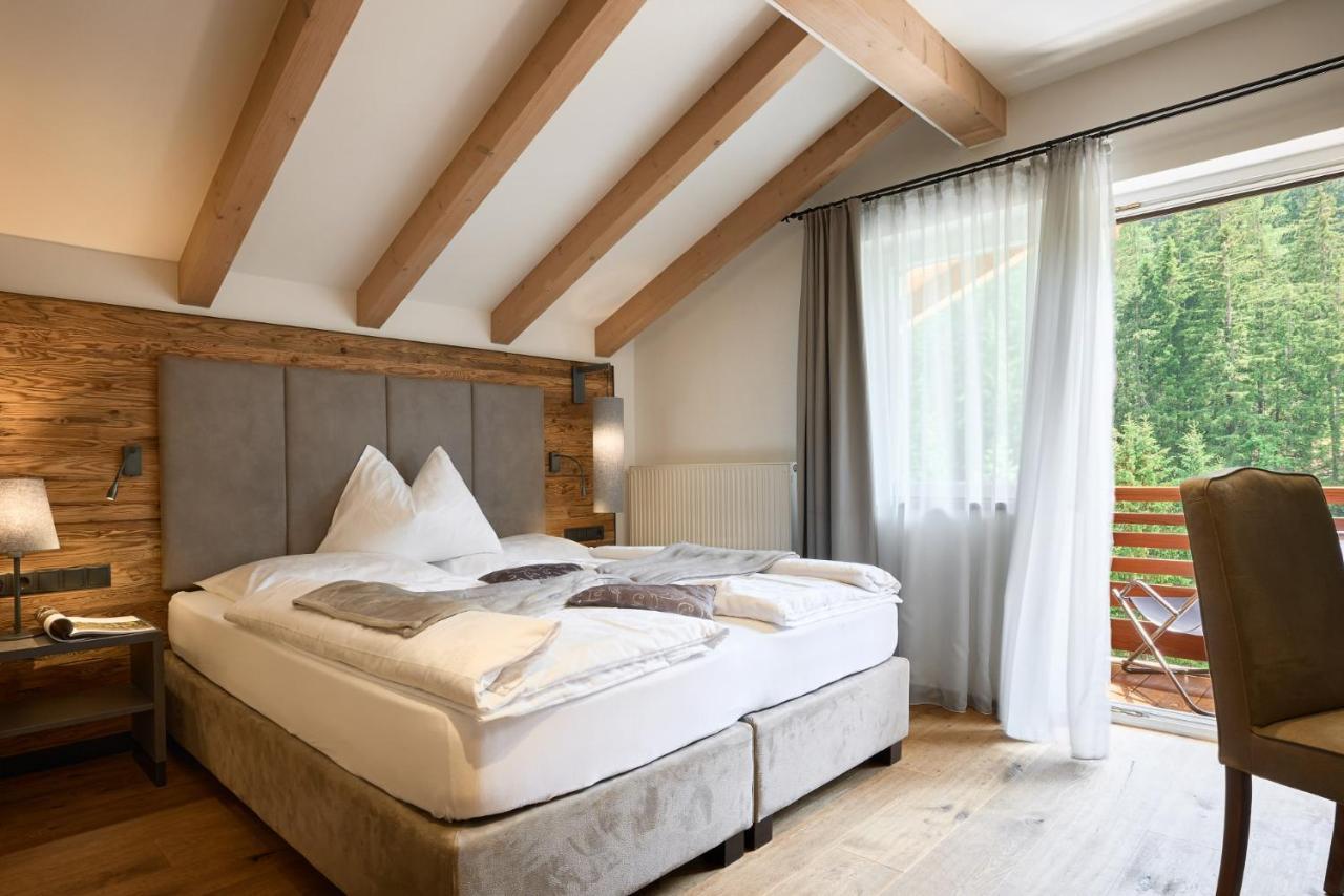 Hotel Comploj Adults Only Сельва-ди-Валь-Гардена Экстерьер фото